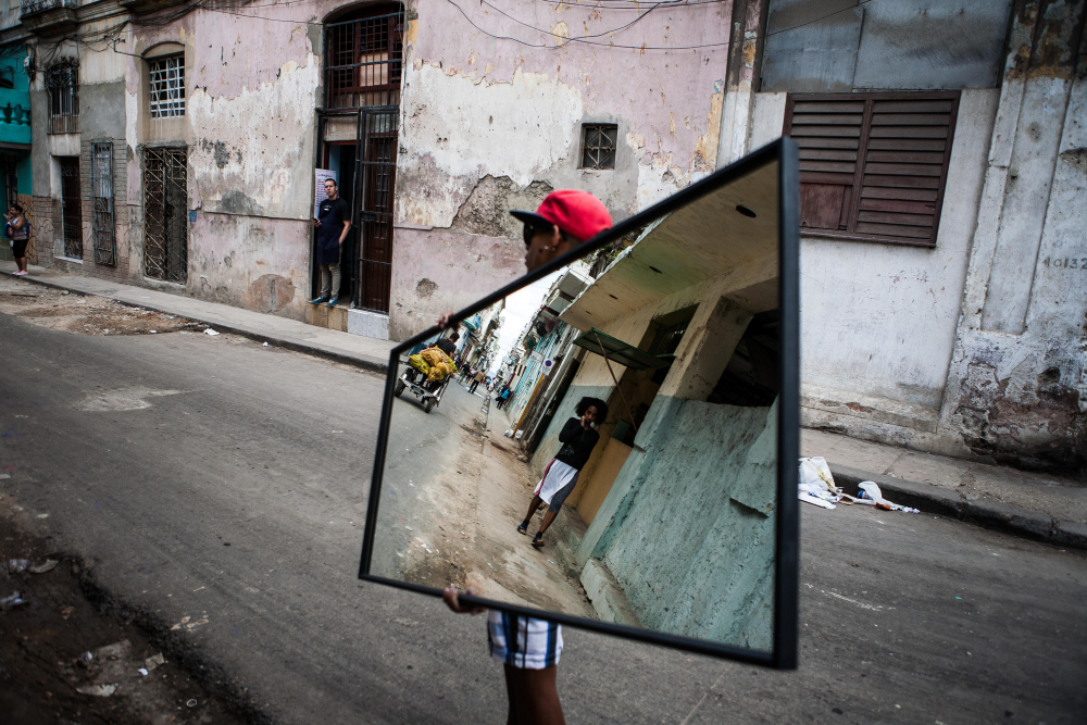 Reflect Your Life (Havana, Cuba)